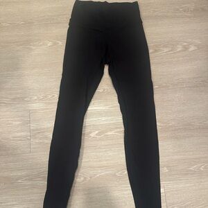 Women’s Lululemon leggings